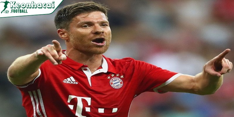 Tiền vệ phòng ngự hay nhất mọi thời đại, đáng nhớ nhất 4 Xabi Alonso là một trong những tiền vệ phòng ngự hay nhất